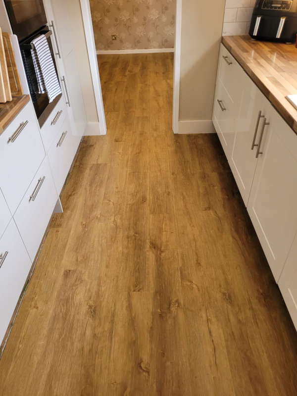 Amtico Form Rural Oak Plank